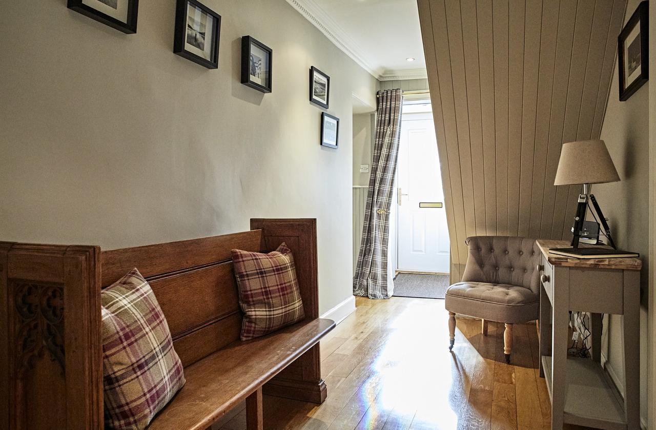 Glenalbyn Cottage Saint Fillans Esterno foto