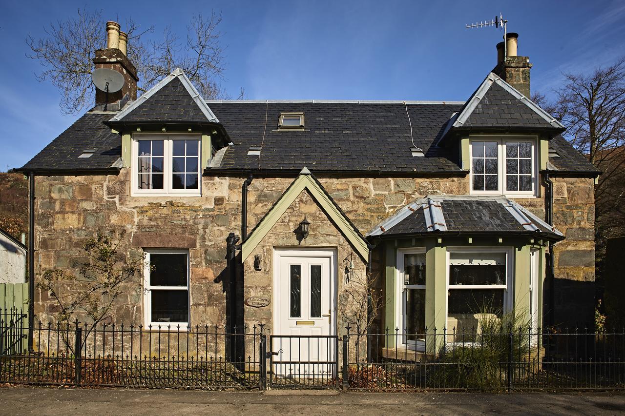 Glenalbyn Cottage Saint Fillans Esterno foto