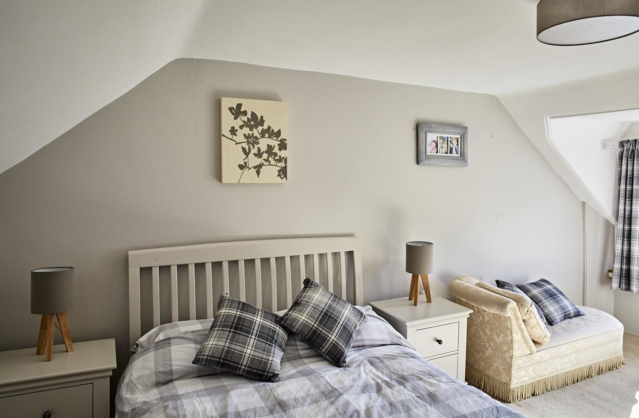 Glenalbyn Cottage Saint Fillans Esterno foto