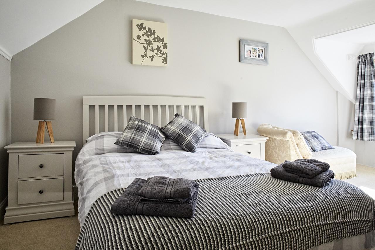 Glenalbyn Cottage Saint Fillans Esterno foto