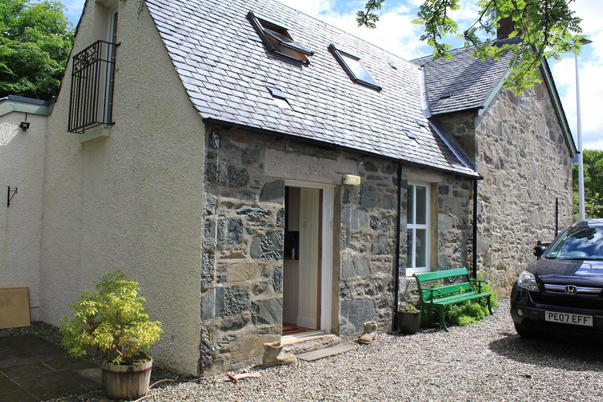 Glenalbyn Cottage Saint Fillans Esterno foto