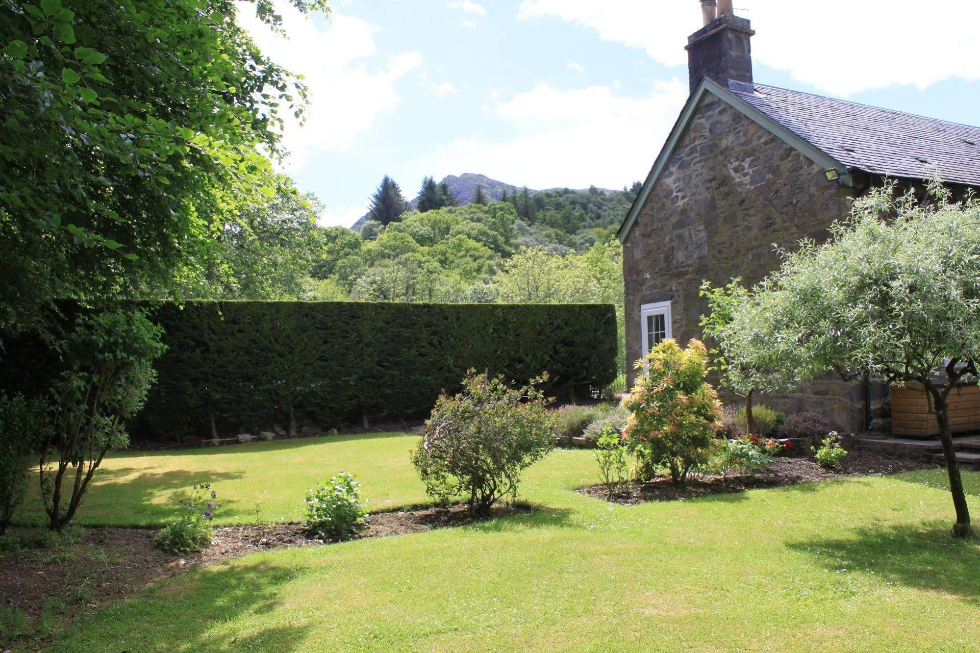 Glenalbyn Cottage Saint Fillans Esterno foto